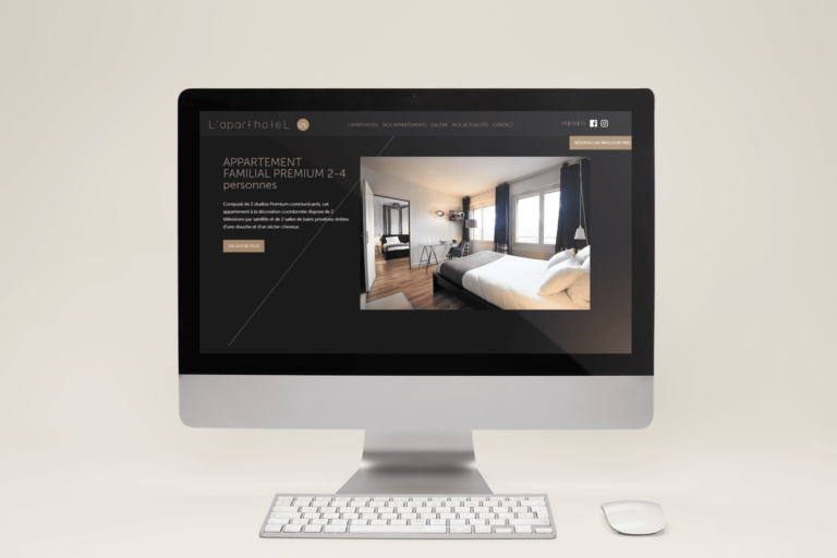 Mockup site LaparthoteL ordinateur fond beige